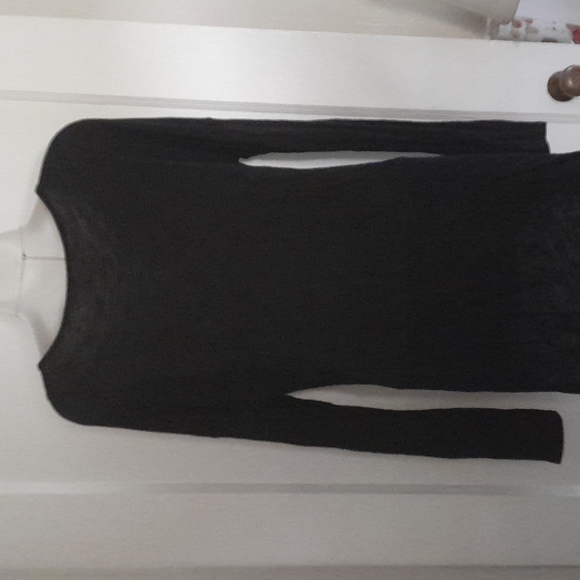 NWOT women's APT9 size xs black long sleeve embellished top. - Picture 3 of 4